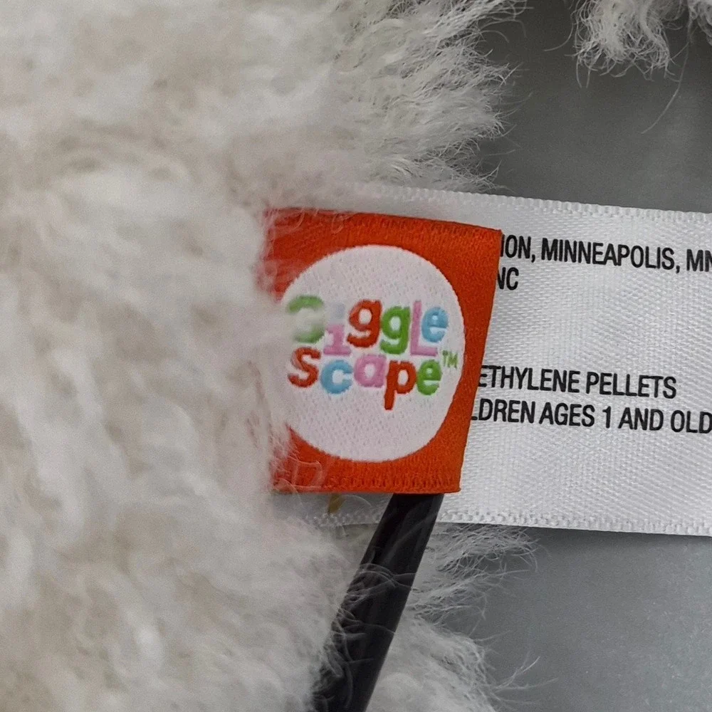Gigglescape White Shaggy Yeti Plush Abominable Snowman Green Red Hat F440298